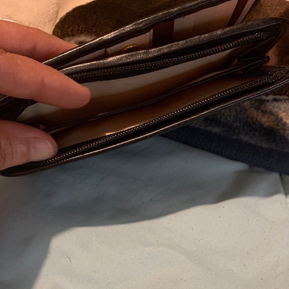 Radley London Black Wallet with Dog Motif - Picture 3 of 4